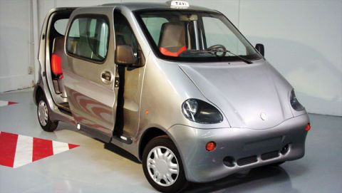 World’s First Air-Powered Car | Zero Emissions