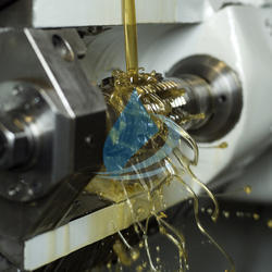 Additives in lubricating oils
